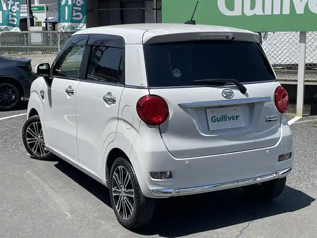 ダイハツ キャスト スタイル G ターボ SAⅢ 千葉県 2022(令4)年 2.9万km シャイニングホワイトパール ワンオーナー/衝突被害低減ブレーキ/オートハイビーム/　・LEDヘッドライト/リアコーナーセンサー/全方位カメラ/アイドリングストップ/ナビ/ワンセグTV/CD/Blue Tooth/ETC/電動格納ミラー/ドアバイザー/純正フロアマット/純正15インチAW/取説/保証書/スペアキー
