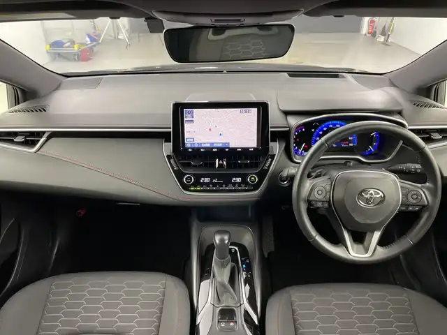 トヨタ カローラ スポーツ G Z 愛知県 2019(令1)年 4.8万km アティチュードブラックマイカ 禁煙車/純正9インチナビ/（CD/DVD/Bluetooth/フルセグTV/SD）/バックカメラ/トヨタセーフティセンス/・プリクラッシュセーフティ/・レーダークルーズコントロール/・レーントレーシングアシスト/・オートマチックハイビーム/・ブラインドスポットモニター/ヘッドアップディスプレイ/クリアランスソナー/ETC/ドライブレコーダー/パドルシフト/アイドリングストップ/純正18インチアルミホイール/スマートキー/スペアキー1本/プッシュスタート/LEDヘッドライト/フロントフォグランプ/純正フロアマット/横滑り防止装置/電動格納ミラー