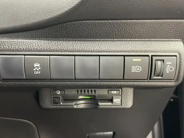 トヨタ カローラ スポーツ G Z 愛知県 2019(令1)年 4.8万km アティチュードブラックマイカ 禁煙車/純正9インチナビ/（CD/DVD/Bluetooth/フルセグTV/SD）/バックカメラ/トヨタセーフティセンス/・プリクラッシュセーフティ/・レーダークルーズコントロール/・レーントレーシングアシスト/・オートマチックハイビーム/・ブラインドスポットモニター/ヘッドアップディスプレイ/クリアランスソナー/ETC/ドライブレコーダー/パドルシフト/アイドリングストップ/純正18インチアルミホイール/スマートキー/スペアキー1本/プッシュスタート/LEDヘッドライト/フロントフォグランプ/純正フロアマット/横滑り防止装置/電動格納ミラー