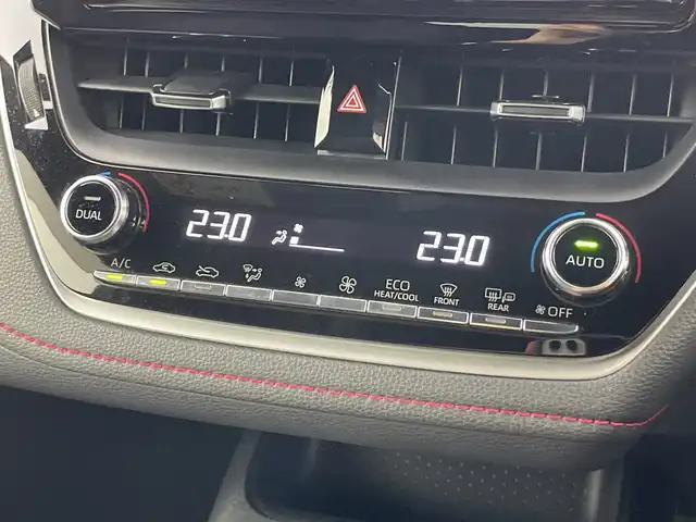 トヨタ カローラ スポーツ G Z 愛知県 2019(令1)年 4.8万km アティチュードブラックマイカ 禁煙車/純正9インチナビ/（CD/DVD/Bluetooth/フルセグTV/SD）/バックカメラ/トヨタセーフティセンス/・プリクラッシュセーフティ/・レーダークルーズコントロール/・レーントレーシングアシスト/・オートマチックハイビーム/・ブラインドスポットモニター/ヘッドアップディスプレイ/クリアランスソナー/ETC/ドライブレコーダー/パドルシフト/アイドリングストップ/純正18インチアルミホイール/スマートキー/スペアキー1本/プッシュスタート/LEDヘッドライト/フロントフォグランプ/純正フロアマット/横滑り防止装置/電動格納ミラー