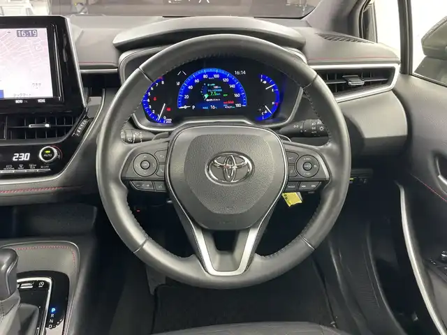 トヨタ カローラ スポーツ G Z 愛知県 2019(令1)年 4.8万km アティチュードブラックマイカ 禁煙車/純正9インチナビ/（CD/DVD/Bluetooth/フルセグTV/SD）/バックカメラ/トヨタセーフティセンス/・プリクラッシュセーフティ/・レーダークルーズコントロール/・レーントレーシングアシスト/・オートマチックハイビーム/・ブラインドスポットモニター/ヘッドアップディスプレイ/クリアランスソナー/ETC/ドライブレコーダー/パドルシフト/アイドリングストップ/純正18インチアルミホイール/スマートキー/スペアキー1本/プッシュスタート/LEDヘッドライト/フロントフォグランプ/純正フロアマット/横滑り防止装置/電動格納ミラー