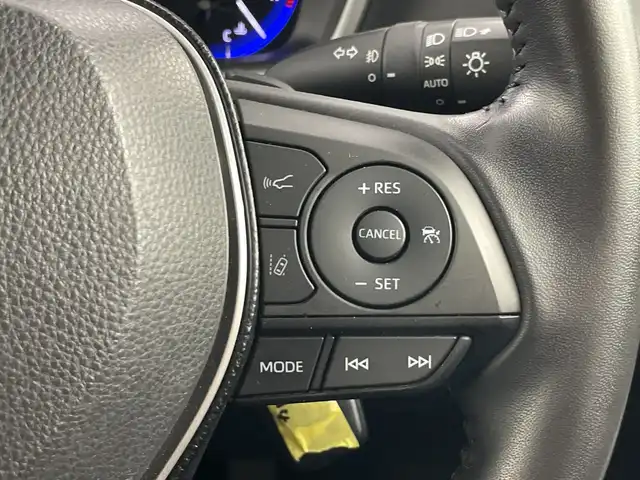 トヨタ カローラ スポーツ G Z 愛知県 2019(令1)年 4.8万km アティチュードブラックマイカ 禁煙車/純正9インチナビ/（CD/DVD/Bluetooth/フルセグTV/SD）/バックカメラ/トヨタセーフティセンス/・プリクラッシュセーフティ/・レーダークルーズコントロール/・レーントレーシングアシスト/・オートマチックハイビーム/・ブラインドスポットモニター/ヘッドアップディスプレイ/クリアランスソナー/ETC/ドライブレコーダー/パドルシフト/アイドリングストップ/純正18インチアルミホイール/スマートキー/スペアキー1本/プッシュスタート/LEDヘッドライト/フロントフォグランプ/純正フロアマット/横滑り防止装置/電動格納ミラー