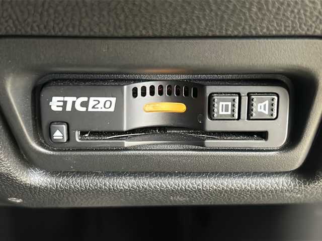 ホンダ ステップワゴン スパーダ クルスピセンシング 道央・札幌 2021(令3)年 5.7万km プラチナホワイトパール ・ワンオーナー/・4WD/・純正9インチナビ/・フルセグTV/DVD/CD/SD/BT/・バックカメラ/・両側パワースライドドア/・ホンダセンシング/・CMBS/・アダプティブクルーズコントロール/・先行車発進お知らせ/・路外逸脱抑制システム/・レーンキープアシスト/・標識認識機能/・パドルシフト/・横滑り防止/・ワイパーデアイサー/・ビルトインETC/・ハーフレザーシート/・前席シートヒーター/・LEDヘッドライト/・LEDフォグ/・アイドリングストップ/・プッシュスタート/・スマートキー/・電格ミラー/・ミラーヒーター
