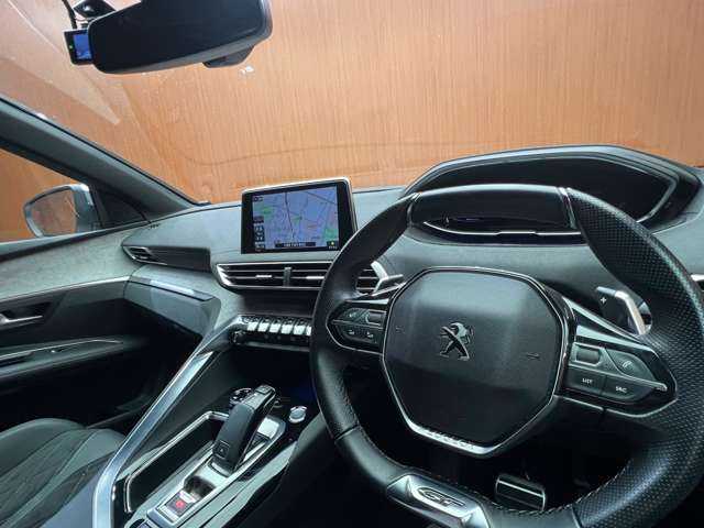 プジョー ３００８ GT ブルー HDi 千葉県 2018(平30)年 4.3万km パール ＡＣＣ　/純正ナビ　/フルセグＴＶ　/バックカメラ　/ハーフレザーシート　/ＬＥＤヘッドライト　/ハイビームアシスト　/電動リアゲート　/ＥＴＣ　/純正１８インチＡＷ