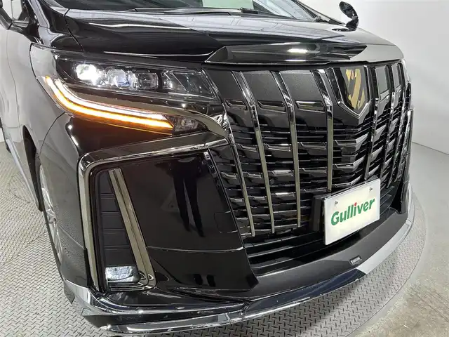 トヨタ アルファード S タイプゴールドⅢ 大阪府 2023(令5)年 1.6万km ブラック モデリスタエアロ　純正ナビＴＶ　Ｂカメラ　後席モニター　三眼ＬＥＤ　ハーフレザー　電動リアゲート　衝突軽減　レーダーＣ　クリアランスソナー　ＢＳＭ　トヨタセーフティセンス　１００Ｖ電源　ドラレコ