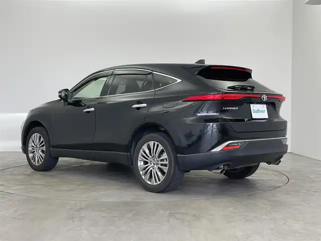 トヨタ ハリアー Z レザーパッケージ 埼玉県 2020(令2)年 5.8万km プレシャスブラックパール メーカーナビ　バックカメラ　ＢＳＭ　ＨＵＤ　黒レザー　ビルトインＥＴＣ２．０　ＪＢＬ　セーフティーセンス　レーダークルーズ　ドラレコ　デジタルインナーミラー　メモリシート　ステアリングヒーター　ＴＶ