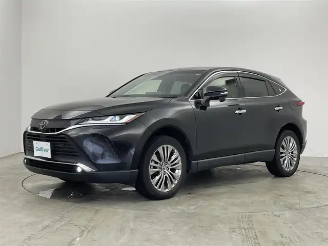 トヨタ ハリアー Z レザーパッケージ 埼玉県 2020(令2)年 5.8万km プレシャスブラックパール メーカーナビ　バックカメラ　ＢＳＭ　ＨＵＤ　黒レザー　ビルトインＥＴＣ２．０　ＪＢＬ　セーフティーセンス　レーダークルーズ　ドラレコ　デジタルインナーミラー　メモリシート　ステアリングヒーター　ＴＶ
