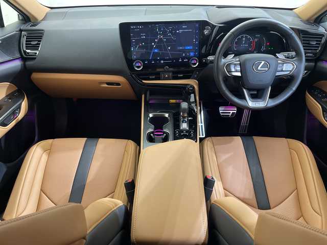 レクサス ＮＸ 350 Fスポーツ 愛媛県 2024(令6)年 1.4万km ホワイトノーヴァガラスフレーク １４型ナビ/フルセグ／Ｂｌｕｅｔｏｏｔｈ／スマホ連携／ＵＳＢ/全方位カメラ/サンルーフ/マークレビンソンサウンド/衝突軽減ブレーキ/パーキングアシスト/レーダークルーズコントロール/ＥＴＣ２．０/前後ドライブレコーダー/パワーバックドア/DN席パワーシート/レザーシート/DN席シートヒーター/ベンチレーション/レーンキープアシスト/前後コーナーセンサー/オートマチックハイビーム