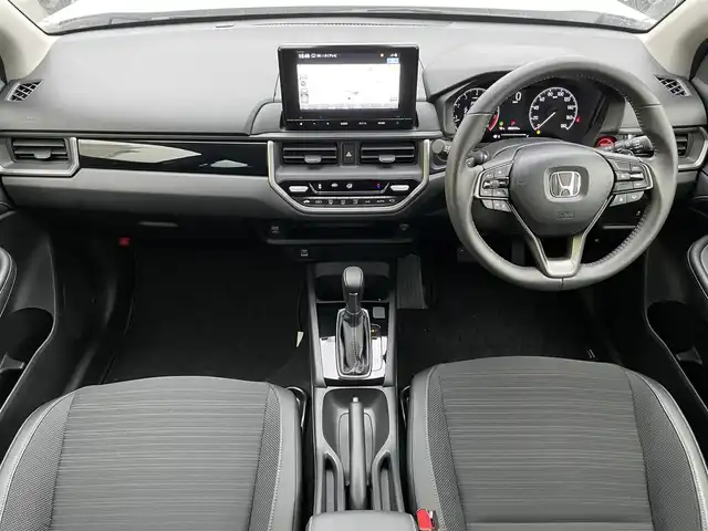 ホンダ ＷＲ－Ｖ Z+ 岩手県 2024(令6)年 0.3万km プラチナホワイトパール 純正ナビ/フルセグTV/衝突軽減ブレーキ/レーンキープアシスト/レーダークルーズコントロール/コーナーセンサー/パドルシフト/ルーフレール/純正17インチアルミ/LEDヘッドライト/フォグライト