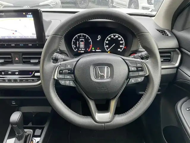 ホンダ ＷＲ－Ｖ Z+ 岩手県 2024(令6)年 0.3万km プラチナホワイトパール 純正ナビ/フルセグTV/衝突軽減ブレーキ/レーンキープアシスト/レーダークルーズコントロール/コーナーセンサー/パドルシフト/ルーフレール/純正17インチアルミ/LEDヘッドライト/フォグライト