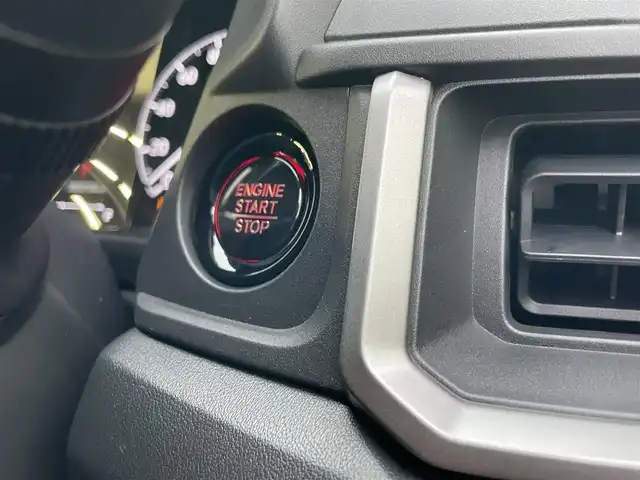 ホンダ ＷＲ－Ｖ Z+ 岩手県 2024(令6)年 0.3万km プラチナホワイトパール 純正ナビ/フルセグTV/衝突軽減ブレーキ/レーンキープアシスト/レーダークルーズコントロール/コーナーセンサー/パドルシフト/ルーフレール/純正17インチアルミ/LEDヘッドライト/フォグライト