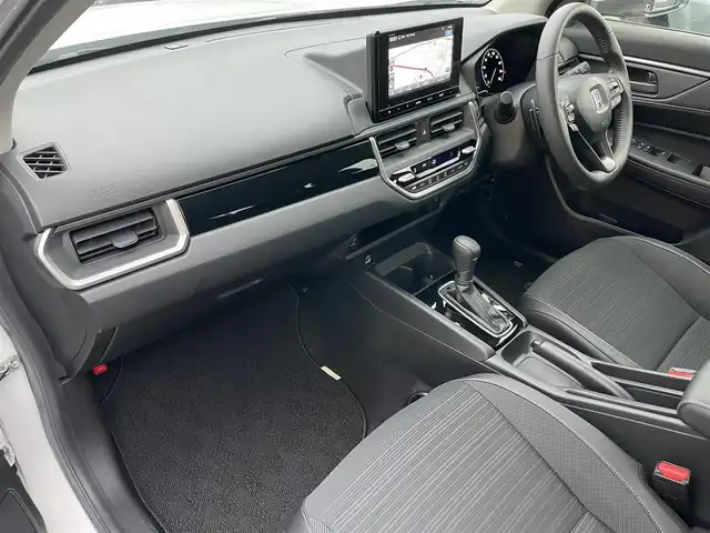 ホンダ ＷＲ－Ｖ Z+ 岩手県 2024(令6)年 0.3万km プラチナホワイトパール 純正ナビ/フルセグTV/衝突軽減ブレーキ/レーンキープアシスト/レーダークルーズコントロール/コーナーセンサー/パドルシフト/ルーフレール/純正17インチアルミ/LEDヘッドライト/フォグライト