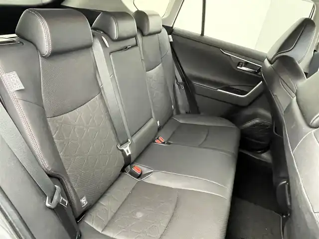 トヨタ ＲＡＶ４ アドベンチャー オフロードPKG 群馬県 2021(令3)年 4.4万km グレーメタリック 純正ディスプレイオーディオ　バックカメラ　レーダークルーズコントロール　ＬＥＤ　ＡＨＢ　エアシート　シートヒーター　純正１８インチＡＷ　ステアリングリモコン　ＥＴＣ２．０　ドライブレコーダー　禁煙車
