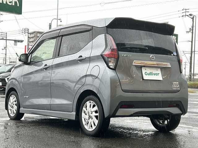 日産 デイズ ハイウェイスターX 徳島県 2021(令3)年 3.8万km チタニウムグレーメタリック 純正7インチナビ【MM319D-W】/（Bluetooth/フルセグ/CD/DVD/SD/AUX）/アラウンドビューモニター/前後コーナーセンサー/エマージェンシーブレーキ/LEDヘッドライト/オートライト/電格ミラー/ステアリングリモコン/純正AW/純正フロアマット/プッシュスタート/スマートキー/スペアキー