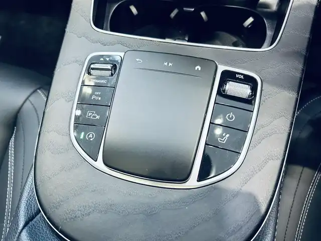 メルセデス・ベンツ Ｅ２００ ステーションワゴン スポーツ 大阪府 2020(令2)年 1.8万km オブシディアンブラック レザエクスクルーシブP/レーダーセーフティP/サンルーフ/HUD/ACC/Burmeste/純正ナビ/TV/360度カメラ/applecarplay/純正19インチAW/LEDヘッドライト/アンビエントライト/電動リアゲート/ブラインドスポット/ワイヤレス充電/黒革/メモリ付きパワーシート/シートヒーター/パフュームアトマイザー