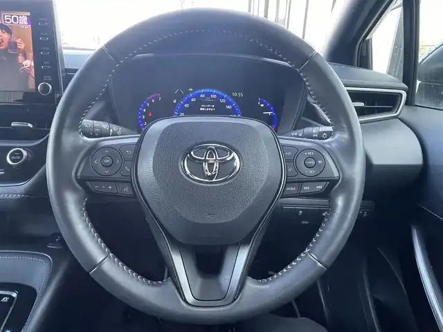 トヨタ カローラツーリング ハイブリッド ダブルバイビー 佐賀県 2019(令1)年 2.7万km スパークリングブラックパールクリスタルシャイン トヨタセーフティセンス/・プリクラッシュセーフティ/・レーダークルーズコントロール/・レーントレーシングアシスト/・オートマチックハイビーム/クリアランスソナー/純正ディスプレイオーディオ/・バックカメラ/・フルセグTV/BT/純正17インチAW/LEDヘッドライト/革巻きステアリング/ステアリングヒーター/プッシュスタート/電動パーキングスイッチ/ETC/社外前後ドラレコ/スペアキー×1