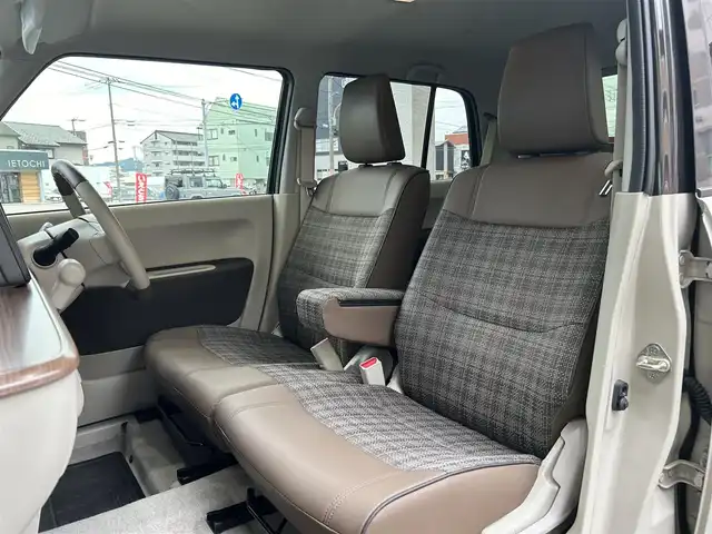 スズキ ラパン ＬＣ X 高知県 2023(令5)年 0.9万km フォーンベージュメタリック/アーバンブラウン 2トーン 社外ナビ/・フルセグTV/・Bluetoothオーディオ/スズキセーフティーサポート/・衝突被害軽減システム/・車線逸脱防止支援システム/・横滑り防止装置/シートヒーター/純正ETC/LEDヘッドライト/オートマチックハイビーム/コーナーセンサー/スペアキー×１/プッシュスタート