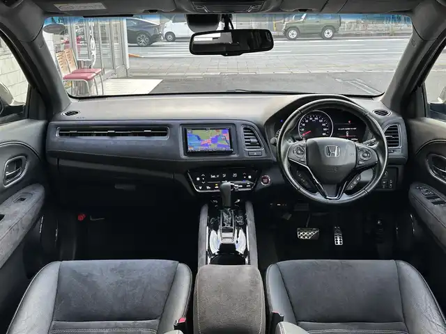 ホンダ ヴェゼル RS ホンダセンシング 三重県 2016(平28)年 13.4万km クリスタルブラックパール ホンダセンシング/イクリプスナビ/　・Bluetooth/　・フルセグ/　・DVD再生/　・録音/バックカメラ/D/N席シートヒーター/スマートキー/プッシュスタート/LEDヘッドライト/LEDフォグライト/パドルシフト/ビルトインETC/純正フロアマット