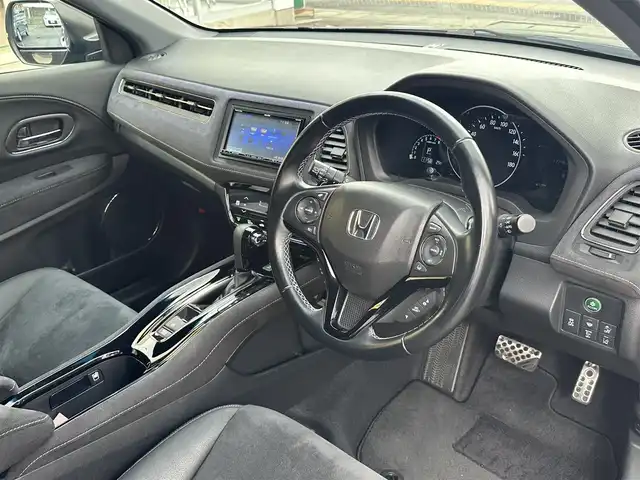 ホンダ ヴェゼル RS ホンダセンシング 三重県 2016(平28)年 13.4万km クリスタルブラックパール ホンダセンシング/イクリプスナビ/　・Bluetooth/　・フルセグ/　・DVD再生/　・録音/バックカメラ/D/N席シートヒーター/スマートキー/プッシュスタート/LEDヘッドライト/LEDフォグライト/パドルシフト/ビルトインETC/純正フロアマット