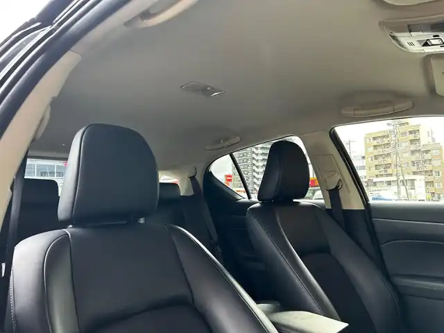 レクサス ＣＴ 200h バージョンC 富山県 2014(平26)年 9.2万km ブラック 禁煙車/純正ナビ/Bluetooth/フルセグ/CD/DVD再生/Blu-ray/USB/AUX/SD/バックカメラ/前方ドラレコ/パドルシフト/クルーズコントロール/オートライト/前席シートヒーター/前席パワーシート/運転席メモリー機能付きパワーシート/ステアリングスイッチ/ビルドインETC2.0