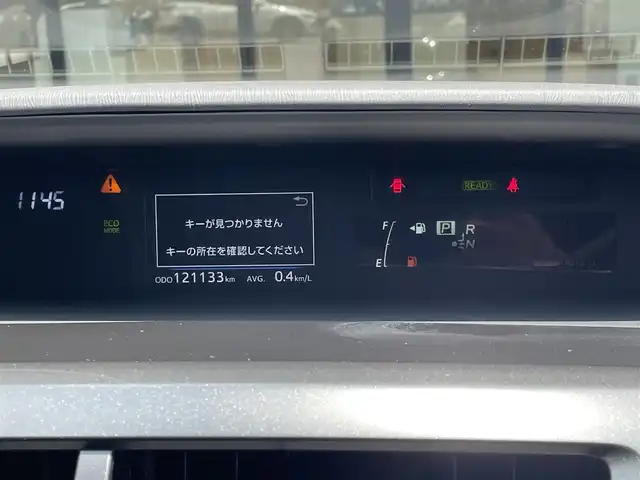 トヨタ プリウス α S 高知県 2015(平27)年 12.2万km アティチュードブラックマイカ (株)IDOMが運営する【じしゃロン高知店】の自社ローン専用車両になります。こちらは現金またはオートローンご利用時の価格です。自社ローンご希望の方は別途その旨お申付け下さい