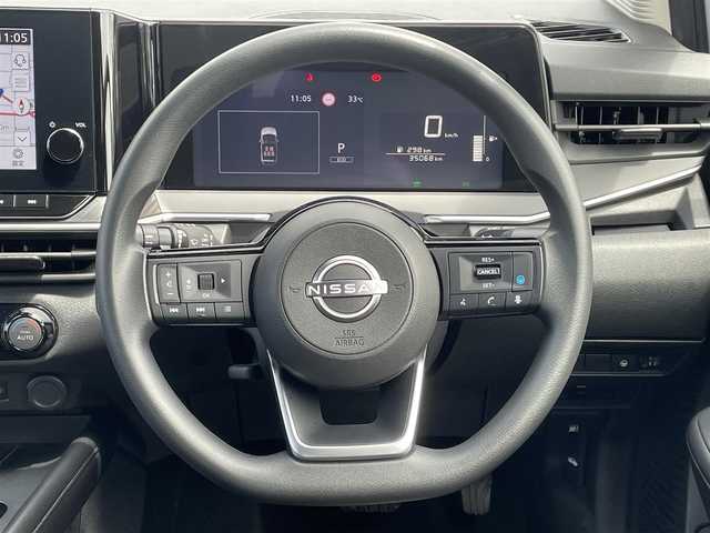 日産 ノート X 福岡県 2023(令5)年 3.5万km ピュアホワイトパール プロパイロット/純正９インチナビ/フルセグＴＶ/AM/FM/ＨＤＭＩ/Bluetooth　/アラウンドビューモニター/エマージェンシーブレーキ/ＢＳＷ/インテリジェントルームミラー/ＬＤＷ/ＥＴＣ２．０/ワイヤレス充電/スマートキー/プッシュスタート/電動パーキング/ブレーキホールド