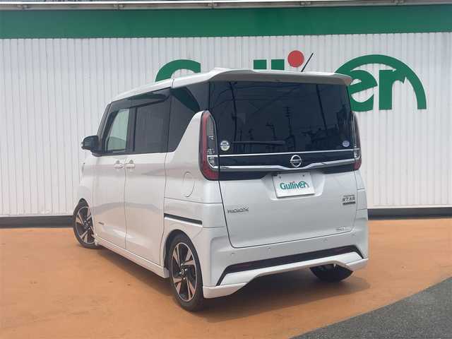 日産 ルークス HWS Gターボ プロパイロットED 三重県 2020(令2)年 6万km ホワイトパール 純正ナビ/　＊インテリジェントアラウンドビューモニター/プロパイロット（自動運転技術）/ハンズフリーパワースライドドア（運転席側/助手席側）/アダプティブLEDヘッドランプ/オートレベライザー/LEDフロントフォグランプ/ボディ同色電動オート格納ドアミラー/リアスポイラー/リアエアロバンパー/165/55R15タイヤ/15インチアルミホイール/SRSエアバック（運転席/助手席/サイド/カーテン/ニー）/オートエアコン/電動パーキング/オートブレーキホールド/インテリジェントキー/プッシュスタート