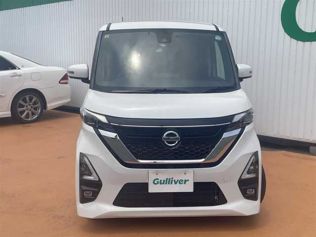 日産 ルークス HWS Gターボ プロパイロットED 三重県 2020(令2)年 6万km ホワイトパール 純正ナビ/　＊インテリジェントアラウンドビューモニター/プロパイロット（自動運転技術）/ハンズフリーパワースライドドア（運転席側/助手席側）/アダプティブLEDヘッドランプ/オートレベライザー/LEDフロントフォグランプ/ボディ同色電動オート格納ドアミラー/リアスポイラー/リアエアロバンパー/165/55R15タイヤ/15インチアルミホイール/SRSエアバック（運転席/助手席/サイド/カーテン/ニー）/オートエアコン/電動パーキング/オートブレーキホールド/インテリジェントキー/プッシュスタート
