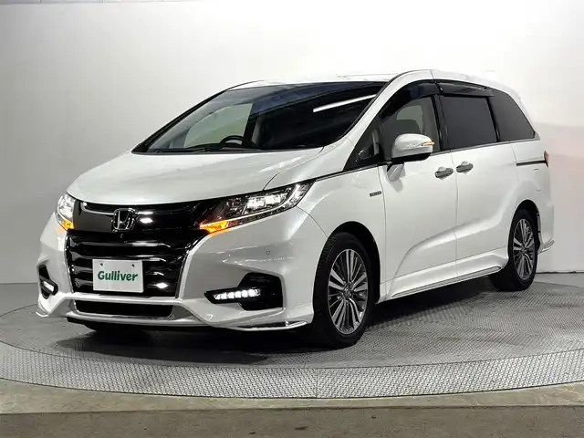 ホンダ オデッセイ ハイブリッド アブソルート・EXホンダセンジング 大阪府 2019(平31)年 3.4万km プラチナホワイトパール 純正9incナビTV 360カメラ ETC デジタルインナーミラー 両側パワースライドドア ハーフレザー パワーシート/ヒーター 衝突軽減 レーダーC BSM クリアランスソナー 前後ドラレコ