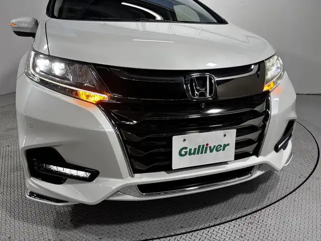 ホンダ オデッセイ ハイブリッド アブソルート・EXホンダセンジング 大阪府 2019(平31)年 3.4万km プラチナホワイトパール 純正9incナビTV 360カメラ ETC デジタルインナーミラー 両側パワースライドドア ハーフレザー パワーシート/ヒーター 衝突軽減 レーダーC BSM クリアランスソナー 前後ドラレコ