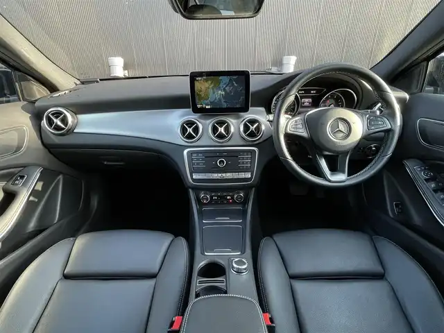 メルセデス・ベンツ ＧＬＡ２２０ 4マチック 長野県 2017(平29)年 3.5万km 紺 黒革シート /シートヒーター /純正HDDナビ /地デジTV /CarPlay対応 /バックカメラ /パークトロニック /DSR(ダウンヒルアシスト) /レーダーセーフティパッケージ /LEDヘッドライト /キーレスゴー /パワーバックドア /ETC2.0