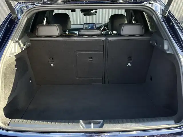 メルセデス・ベンツ ＧＬＡ２２０ 4マチック 長野県 2017(平29)年 3.5万km 紺 黒革シート /シートヒーター /純正HDDナビ /地デジTV /CarPlay対応 /バックカメラ /パークトロニック /DSR(ダウンヒルアシスト) /レーダーセーフティパッケージ /LEDヘッドライト /キーレスゴー /パワーバックドア /ETC2.0