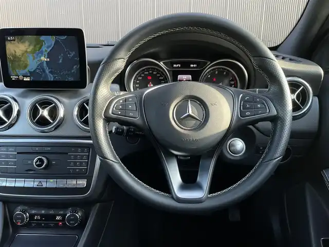 メルセデス・ベンツ ＧＬＡ２２０ 4マチック 長野県 2017(平29)年 3.5万km 紺 黒革シート /シートヒーター /純正HDDナビ /地デジTV /CarPlay対応 /バックカメラ /パークトロニック /DSR(ダウンヒルアシスト) /レーダーセーフティパッケージ /LEDヘッドライト /キーレスゴー /パワーバックドア /ETC2.0