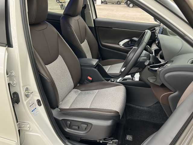 トヨタ ヤリスクロス Z 道央・札幌 2021(令3)年 3.2万km ホワイトパールクリスタルシャイン /ワンオーナー//純正メモリナビ//バックカメラ//クルーズコントロール//ドアバイザー//プッシュスタート//ETC//オートライト//シートヒーター//モデリスタフルエアロ