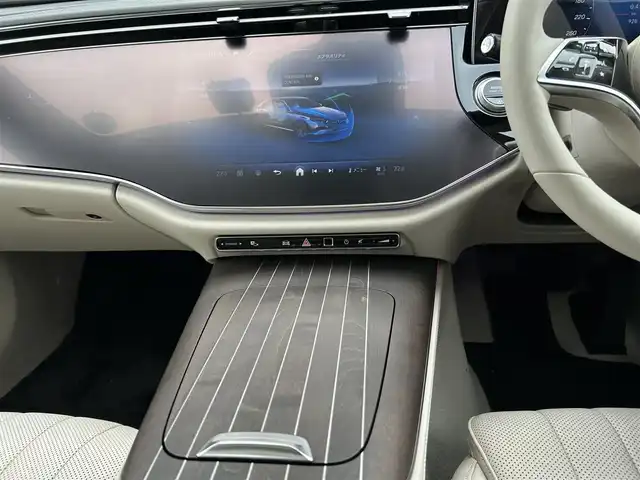 メルセデス・ベンツ Ｍ・ベンツ Ｅ２００ アバンギャルド 茨城県 2025(令7)年 0.1万km グレー グレード：エディションエクスクルーシブ/ワンオ-ナ- /50台限定車 /シルクベ-ジュ本革 /ボンネットマスコット /ラジエタ-グリル /ブラウンオ-プンアメ-プルウッドセンタ-トリム /ブラックピアノラッカーインテリアトリム/パノラマスライディングル-フ /EXCラインエクステリア /EXCラインインテリア /Burmester4Dサラウンドサウンドシステム/サウンドパーソナライゼーション機能/20インチAMGアルミホイール/熱反射・ノイズ軽減ガラス/シートベンチレーター/シートヒーター/自撮り＆ビデオカメラ/ワイヤレス充電/フットオープナー/360度カメラ/ACC/LKA/BSA/自動駐車/LED・オートハイビーム/アンビエントライト/M付パワーシート/純正ナビ/フルセグTV/CarPlay/USB/ETC2.0/禁煙車