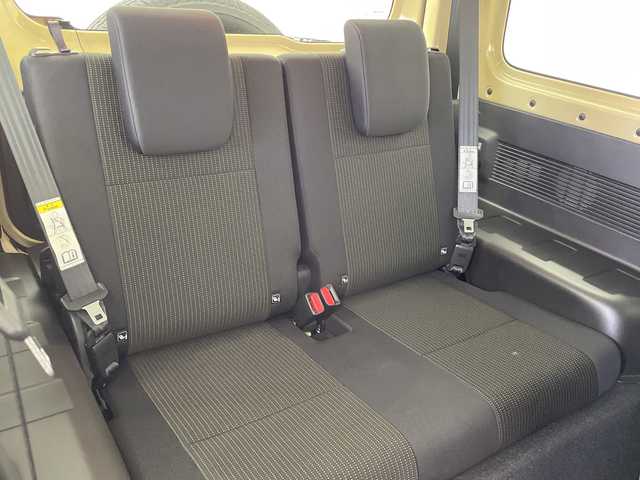 スズキ ジムニー XC 愛知県 2019(令1)年 2.4万km シフォンアイボリーM スズキセーフティサポート/純正8型ナビ・フルセグTV/LEDヘッドライト/クルーズコントロール/スマートキー/純正ビルトインETC/シートヒーター/ドライブレコーダー/禁煙車/４WD/ターボ