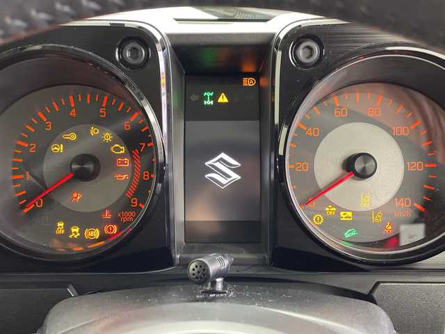 スズキ ジムニー XC 愛知県 2019(令1)年 2.4万km シフォンアイボリーM スズキセーフティサポート/純正8型ナビ・フルセグTV/LEDヘッドライト/クルーズコントロール/スマートキー/純正ビルトインETC/シートヒーター/ドライブレコーダー/禁煙車/４WD/ターボ