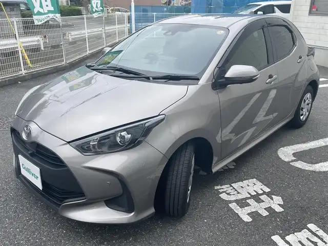 トヨタ ヤリス G 埼玉県 2022(令4)年 2.1万km アバンギャルドブロンズメタリック T-Connectナビ/　DTV/BT/USB/Miracast/　AppleCarPlay/AndroidAuto/パノラミックビューモニター/オプションCD/DVDデッキ/トヨタセーフティセンス/　・プリクラッシュセーフティ/　・レーントレーシングアシスト/　・ロードサインアシスト/　・レーダークルーズコントロール/　・ブラインドスポットモニター/　・リヤクロストラフィックアラート/　・パーキングサポートブレーキ/フロントワイパーデアイサー/オートマチックハイビーム/クリアランスソナー/外前後ドラレコ/ビルトインETC/スマートキー/スペアキー