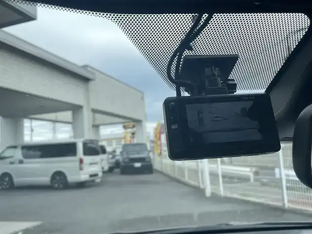 トヨタ ヤリス G 埼玉県 2022(令4)年 2.1万km アバンギャルドブロンズメタリック T-Connectナビ/　DTV/BT/USB/Miracast/　AppleCarPlay/AndroidAuto/パノラミックビューモニター/オプションCD/DVDデッキ/トヨタセーフティセンス/　・プリクラッシュセーフティ/　・レーントレーシングアシスト/　・ロードサインアシスト/　・レーダークルーズコントロール/　・ブラインドスポットモニター/　・リヤクロストラフィックアラート/　・パーキングサポートブレーキ/フロントワイパーデアイサー/オートマチックハイビーム/クリアランスソナー/外前後ドラレコ/ビルトインETC/スマートキー/スペアキー