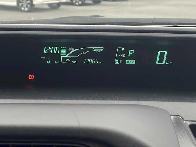 トヨタ アクア G ブラックソフトレザーセレ 熊本県 2013(平25)年 7.4万km ライムホワイトパールクリスタルシャイン (株)IDOMが運営する【じしゃロン熊本店】の自社ローン対象車両になります。こちらは現金ご利用時の価格です。自社ローンご希望の方は別途その旨お申付け下さい。　/純正ナビ（NSZT-W62G）/バックカメラ/フルセグテレビ/DVD/CD/Bluetooth接続/ETC/ハーフレザーシート/ハロゲンヘッドライト/オートライト/スマートキー