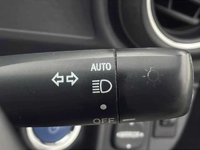 トヨタ アクア G ブラックソフトレザーセレ 熊本県 2013(平25)年 7.4万km ライムホワイトパールクリスタルシャイン (株)IDOMが運営する【じしゃロン熊本店】の自社ローン対象車両になります。こちらは現金ご利用時の価格です。自社ローンご希望の方は別途その旨お申付け下さい。　/純正ナビ（NSZT-W62G）/バックカメラ/フルセグテレビ/DVD/CD/Bluetooth接続/ETC/ハーフレザーシート/ハロゲンヘッドライト/オートライト/スマートキー