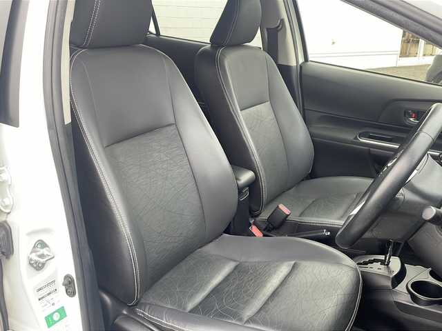 トヨタ アクア G ブラックソフトレザーセレ 熊本県 2013(平25)年 7.4万km ライムホワイトパールクリスタルシャイン (株)IDOMが運営する【じしゃロン熊本店】の自社ローン対象車両になります。こちらは現金ご利用時の価格です。自社ローンご希望の方は別途その旨お申付け下さい。　/純正ナビ（NSZT-W62G）/バックカメラ/フルセグテレビ/DVD/CD/Bluetooth接続/ETC/ハーフレザーシート/ハロゲンヘッドライト/オートライト/スマートキー