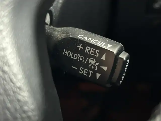 トヨタ アルファードハイブリット エグゼクティブ ラウンジ S 佐賀県 2019(令1)年 4.9万km ブラック 純正SDナビ/AM/FM/CD/DVD/SD/USB/Bluetooth/AUX/HDMI/ETC/バックカメラ/全方位カメラ/JBLサウンド/フルセグTV/ツインサンルーフ/パワーバックドア/純正フロアマット/レザーシ－ト/ヒートシーター/エアシート/両側パワースライドドア/純正17インチAW/ハンドルヒーター/横滑り防止装置/前後コーナーセンサー/プリクラッシュセーフティ/ブラインドスポットモニター/フリップダウンモニター/レーンキープアシスト/標識認識機能/衝突軽減告知機能/シートメモリー/デジタルインナーミラー/電動パーキングブレーキ/ブレーキホールド/ステアリングリモコン/オートライト/オートハイビーム/クルーズコントロール/スペアキー/取扱説明書/保証書