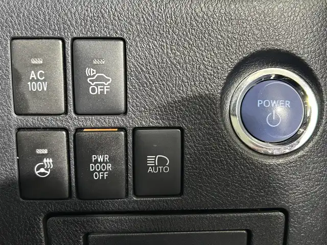 トヨタ アルファードハイブリット エグゼクティブ ラウンジ S 佐賀県 2019(令1)年 4.9万km ブラック 純正SDナビ/AM/FM/CD/DVD/SD/USB/Bluetooth/AUX/HDMI/ETC/バックカメラ/全方位カメラ/JBLサウンド/フルセグTV/ツインサンルーフ/パワーバックドア/純正フロアマット/レザーシ－ト/ヒートシーター/エアシート/両側パワースライドドア/純正17インチAW/ハンドルヒーター/横滑り防止装置/前後コーナーセンサー/プリクラッシュセーフティ/ブラインドスポットモニター/フリップダウンモニター/レーンキープアシスト/標識認識機能/衝突軽減告知機能/シートメモリー/デジタルインナーミラー/電動パーキングブレーキ/ブレーキホールド/ステアリングリモコン/オートライト/オートハイビーム/クルーズコントロール/スペアキー/取扱説明書/保証書