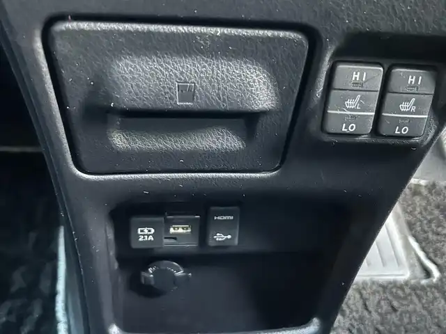 トヨタ ノア ハイブリッド Si ダブルバイビーⅢ 長崎県 2021(令3)年 7.3万km ブラック ワンオーナー/純正9インチナビ/（CD/DVD/BT/フルセグ）/バックカメラ/フリップダウンモニター/衝突軽減システム/レーンアシスト/両側パワースライドドア/クルーズコントロール/ビルトインETC/前席シートヒーター/オートライト/純正16インチAW