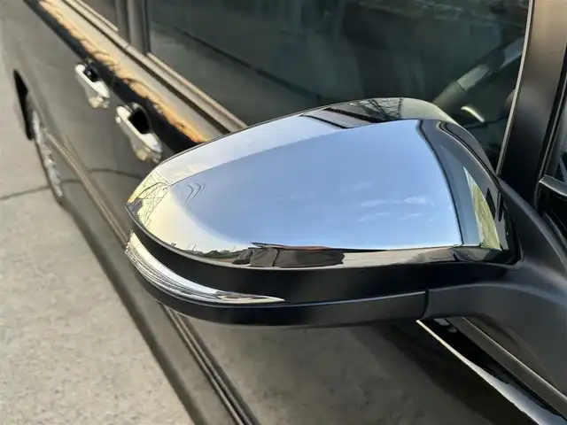 トヨタ ノア ハイブリッド Si ダブルバイビーⅢ 長崎県 2021(令3)年 7.3万km ブラック ワンオーナー/純正9インチナビ/（CD/DVD/BT/フルセグ）/バックカメラ/フリップダウンモニター/衝突軽減システム/レーンアシスト/両側パワースライドドア/クルーズコントロール/ビルトインETC/前席シートヒーター/オートライト/純正16インチAW