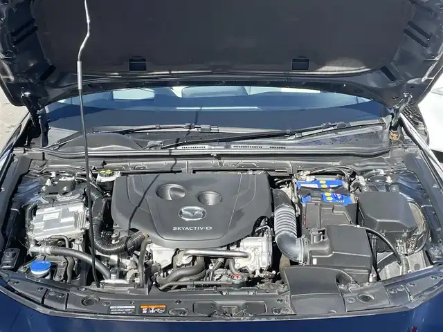 マツダ マツダ３セダン XD Lパッケージ 群馬県 2019(令1)年 5.1万km ディープクリスタルブルーマイカ 純正ナビ　/フルセグ・Ｂｌｕｅｔｏｏｔｈ・ＨＤＭＩ・スマホ接続　/全周囲カメラ　/白革シート　/前席シートヒーター　/ハンドルヒーター　/運転席シートメモリー　/前後ドラレコ　/衝突軽減ブレーキ　/ハンドル支援　/オートワイパー