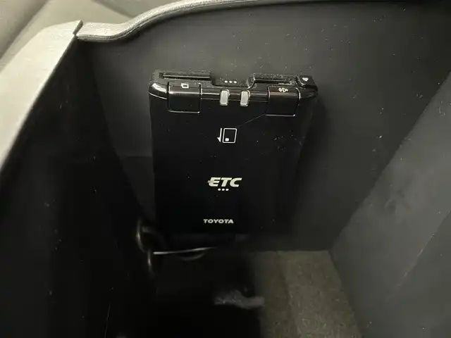 トヨタ ハイラックス Z 鹿児島県 2022(令4)年 2.2万km オキサイドブロンズM ワンオーナー/アルパインナビ（XF11NX）/バックカメラ/フルセグTV/トヨタセーフティセンス/レーダークルーズコントロール/レーンディパーチャーアラート/ロードサインアシスト/プリクラッシュセーフティ/先行車発進告知機能/エンジンスターター/純正フロントグリル車載/GI GEARレターグリル/GRサイドステップ/GRマッドフラップ/純正フロアマット/純正ソフトトノカバー/純正ドアバイザー/LEDヘッドライト/フロントフォグ