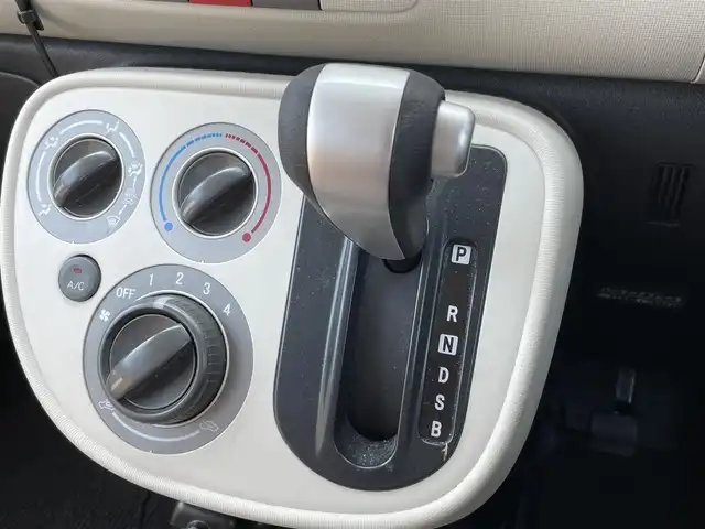 ダイハツ ミラ ココア L 青森県 2015(平27)年 5万km ムースピンクパール ・純正CD/・社外ポータブルナビ/・ワンセグTV/・アイドリングストップ/・電格ドアミラー/・社外１４インチアルミホイール/・純正フロアマット/・ドアバイザー/・新車時保証書/・取扱説明書