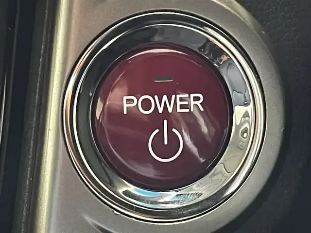 ホンダ グレイス ハイブリッド LX 沖縄県 2015(平27)年 5.5万km クリスタルブラックパール (株)IDOMが運営する【じしゃロンコザ店】の自社ローン専用車両になりますこちらは現金またはオートローンご利用時の価格です。自社ローンご希望の方は別途その旨お申付け下さい/純正ナビ　/Bluetooth接続　/ETC　/クルーズコントロール　/衝突被害軽減ブレーキ　/プッシュスタート　/スマートキー　/スペアキー　/オートライト